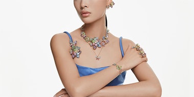 Bis zu 20% Rabatt im Sale + 20% extra auf 2 Artikel Bis zu 20% Rabatt im Sale + 20% extra auf 2 Artikel